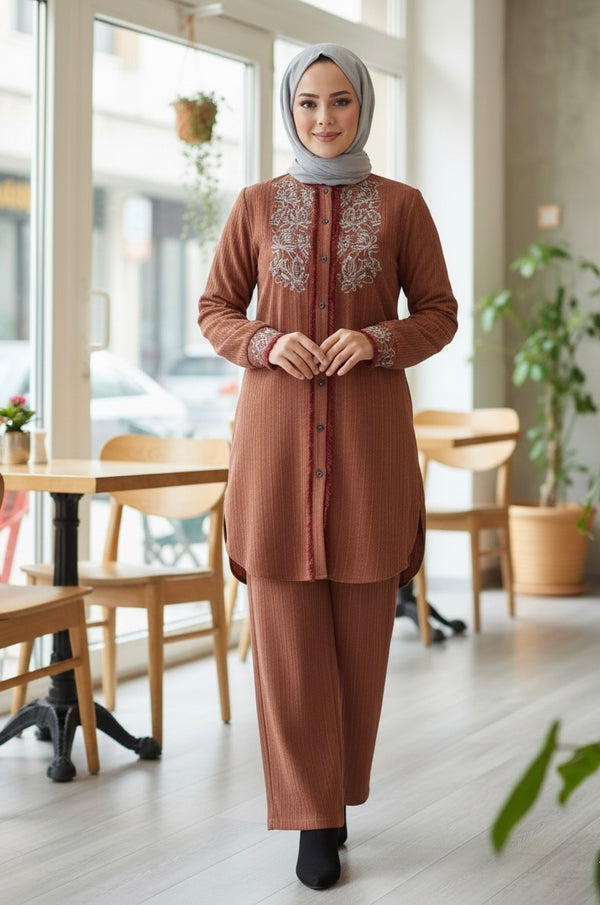 Ensemble d'Hiver 2 Pièces "Sofia" - Broderie Élégante