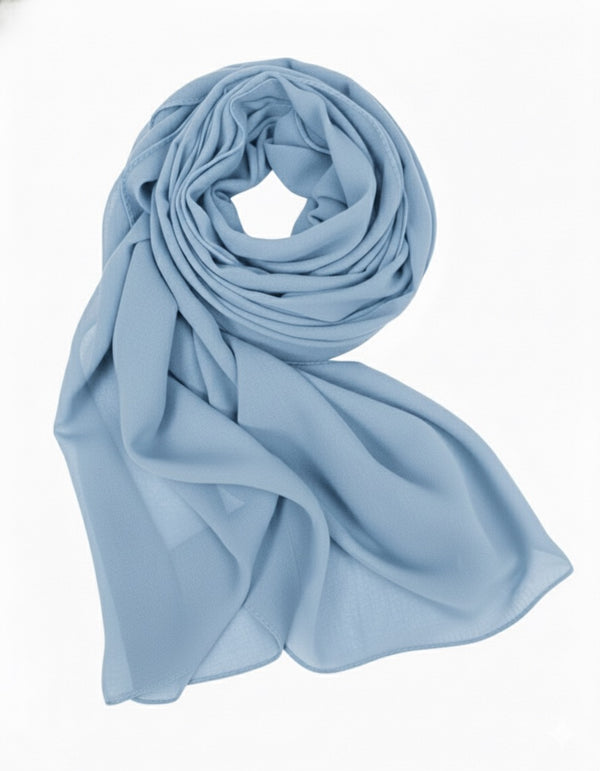 Hijab Chiffon Bleu Ciel Doux – Fraîcheur et Style à 5$!